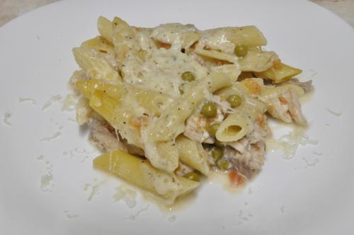 Jednoduché zapečené těstoviny s kuřecím masem – Snadné recept z Česko kuchyně, hotový za 30 - 45 minut